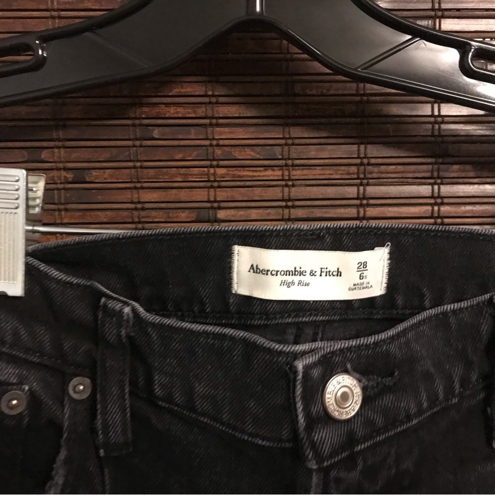 Abercrombie & Fitch High Rise Flare Black Jeans - Picture 2 of 6